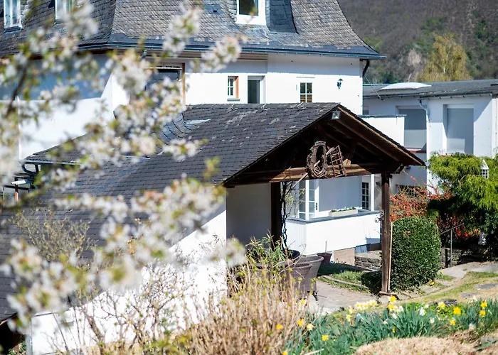 Boutique In Direkt An Der Mosel * ブローデンバッハ